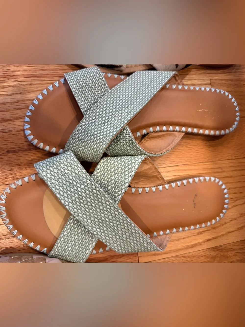 Ladies sz 10 sandal bundle Nicole Miller Dolce Vita